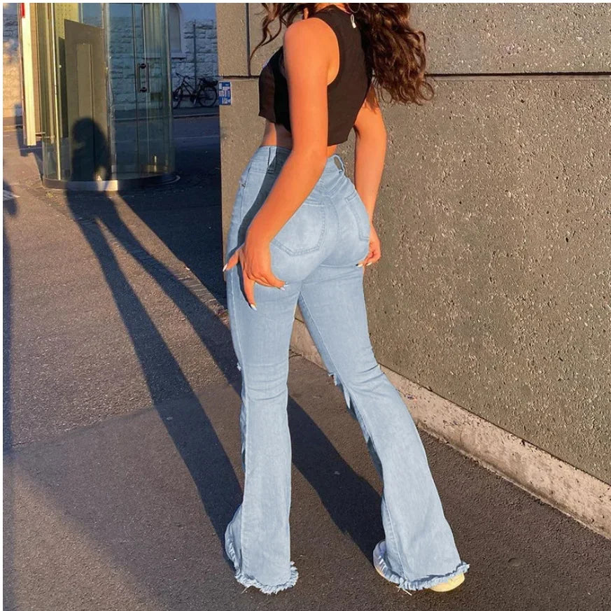 Jean Femme Taille Haute. Style Rétro Évasé avec Détails Usés